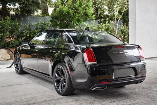 2021 Chrysler 300 S