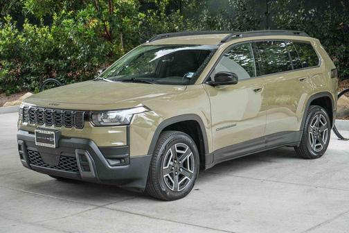 '41 2026 Jeep Cherokee Laredo