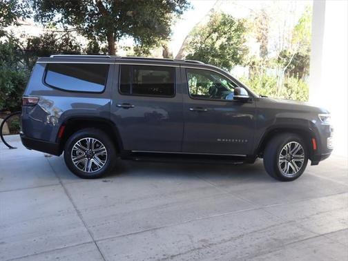 2025 Jeep Wagoneer 4x4