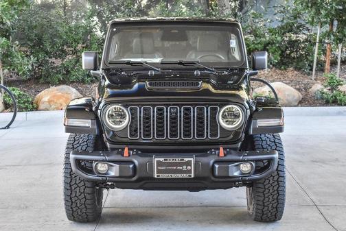 2026 Jeep Gladiator Mojave X 4x4