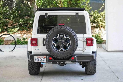 Bright White Clearcoat 2023 Jeep Wrangler 4xe Rubicon