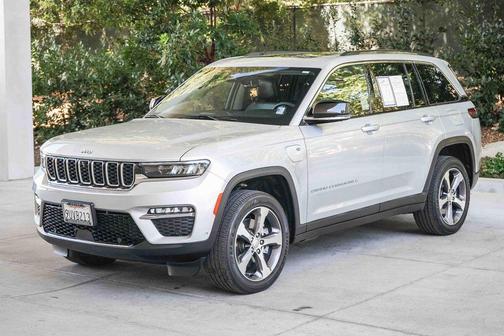 Silver Zynith 2022 Jeep Grand Cherokee 4xe Base