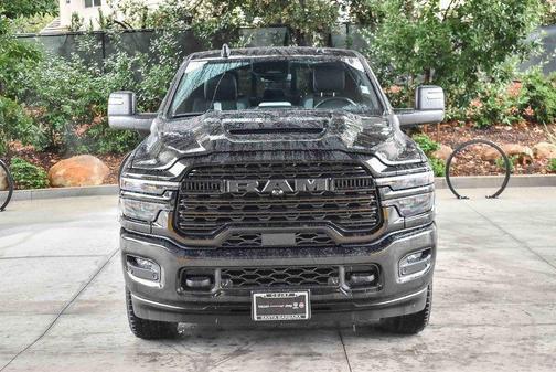 2026 RAM 3500 Limited Crew Cab 4x4 6'4' Box