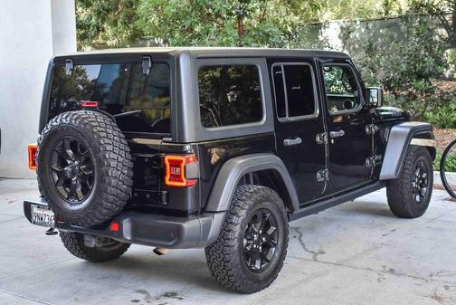 2020 Jeep Wrangler Unlimited Willys 4X4