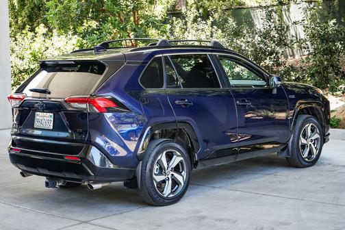 Blueprint 2023 Toyota RAV4 Prime SE