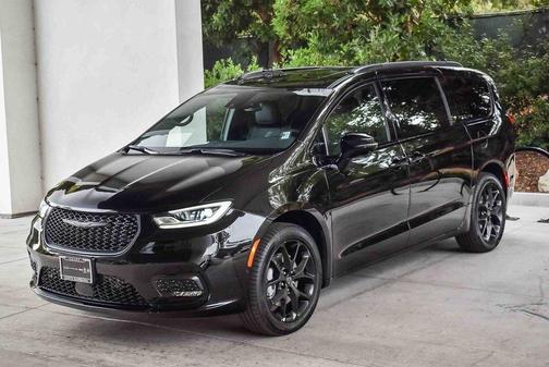2026 Chrysler Pacifica Limited