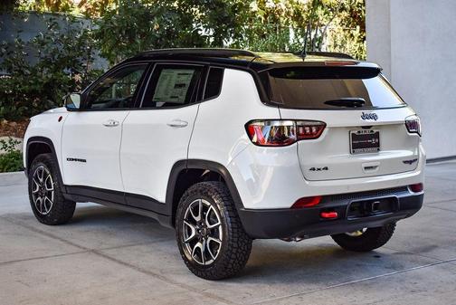 2026 Jeep Compass Trailhawk