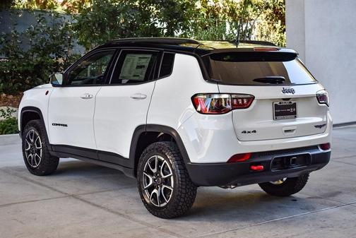2026 Jeep Compass Trailhawk