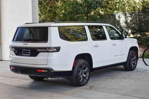 Bright White Clearcoat 2026 Jeep Grand Wagoneer L Limited Altitude 4x4