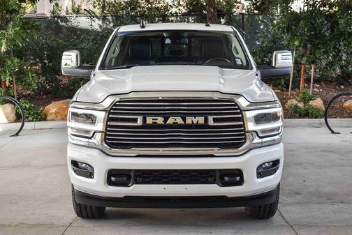 2024 RAM 2500 Laramie Crew Cab 4x4 6'4' Box