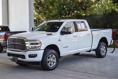 2024 RAM 2500 Laramie Crew Cab 4x4 6'4' Box