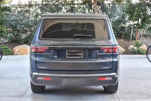 2022 Jeep Wagoneer Series II 4x4