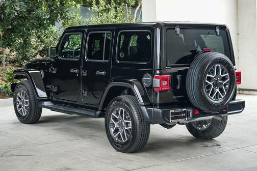 Black Clearcoat 2026 Jeep Wrangler 4-Door Sahara 4x4