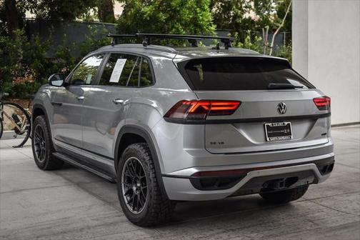 2020 Volkswagen Atlas Cross Sport 3.6L V6 SE w/Technology R-Line