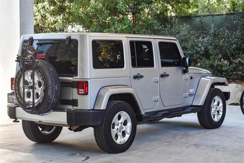 2015 Jeep Wrangler Unlimited Sahara