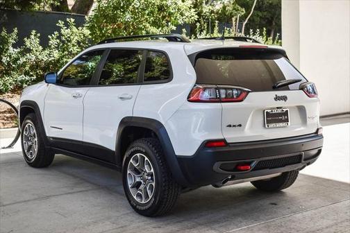 2022 Jeep Cherokee Trailhawk