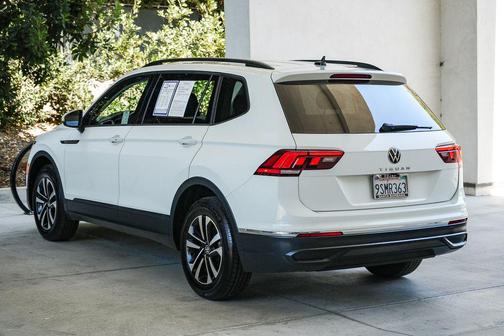 Pure White 2024 Volkswagen Tiguan 2.0T S
