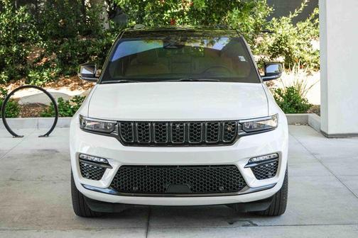 Bright White Clearcoat 2022 Jeep Grand Cherokee 4xe Summit