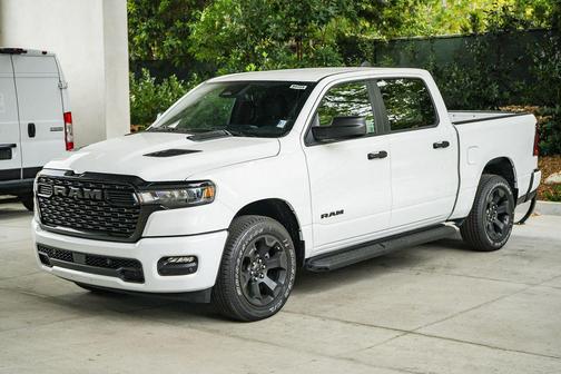 Bright White Clearcoat 2026 RAM 1500 Express