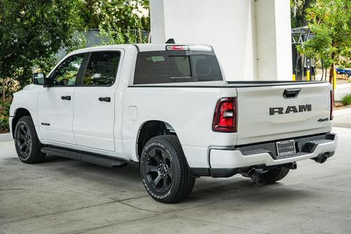 Bright White Clearcoat 2026 RAM 1500 Express