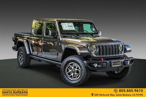 Granite Crystal Metallic Clearcoat 2026 Jeep Gladiator Rubicon