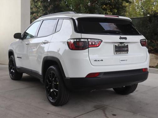 2025 Jeep Compass Latitude