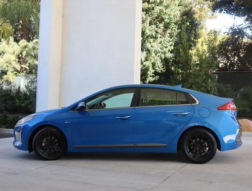 2018 Hyundai IONIQ Hybrid Limited