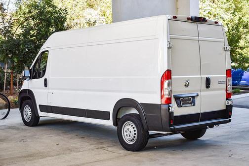 2025 RAM ProMaster 2500 Tradesman