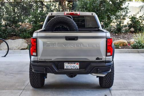 2025 Chevrolet Colorado ZR2