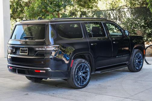 High Gloss Black 2026 Jeep Grand Wagoneer 4x4