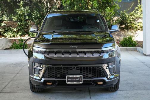 High Gloss Black 2026 Jeep Grand Wagoneer 4x4