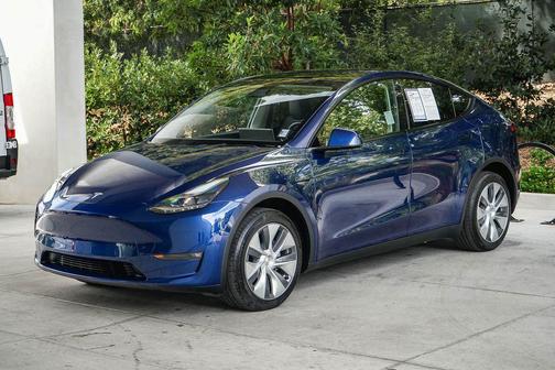 Deep Blue Metallic 2023 Tesla Model Y Long Range Dual Motor All-Wheel Drive