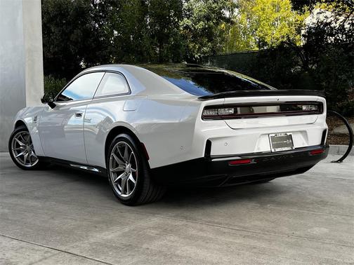 2025 Dodge Charger Daytona R/T Scat Pack