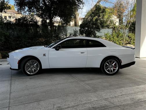 2025 Dodge Charger Daytona R/T Scat Pack