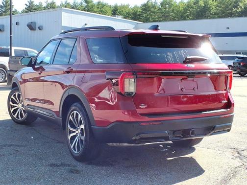 Red Metallic 2025 Ford Explorer ST-Line
