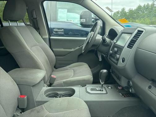 2021 Nissan Frontier SV