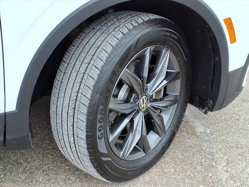 2022 Volkswagen Tiguan 2.0T SE 4MOTION