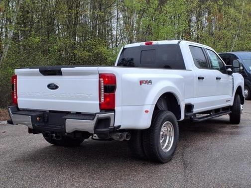 2025 Ford F-350 XLT