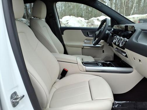 2025 Mercedes-Benz GLA 250 4MATIC