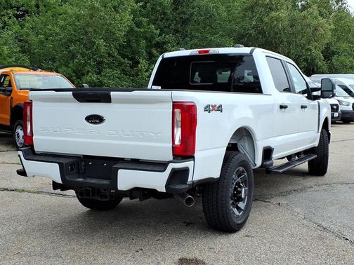 Oxford White 2026 Ford F-250 XL
