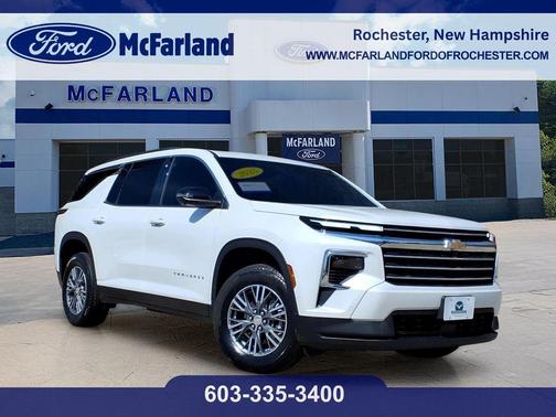 Iridescent Pearl Tricoat 2025 Chevrolet Traverse LT