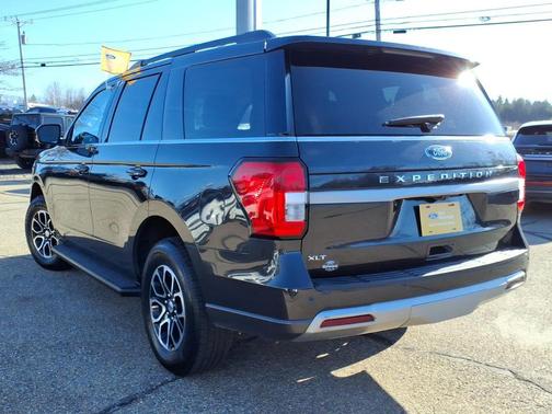 Gray Metallic 2024 Ford Expedition XLT