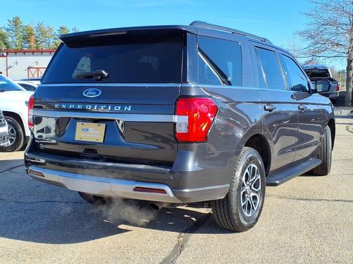 Gray Metallic 2024 Ford Expedition XLT