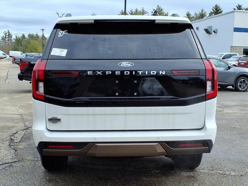 Star White Metallic Tri-Coat 2026 Ford Expedition King Ranch