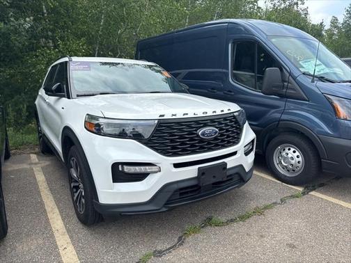 2022 Ford Explorer ST-Line