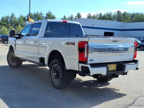 White 2023 Ford F-250 Platinum