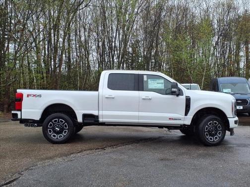 2025 Ford F-250 Platinum