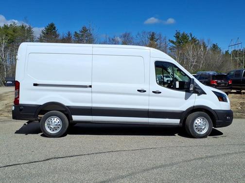 Oxford White 2026 Ford Transit-250 Base