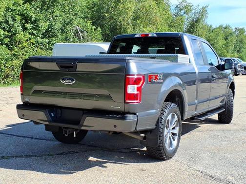 Magnetic 2019 Ford F-150 XL