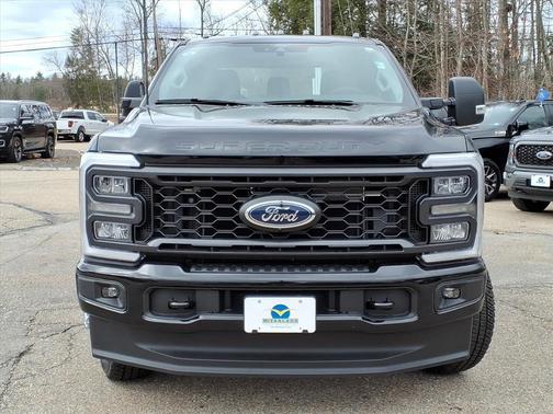 Agate Black Metallic 2026 Ford F-350 XL